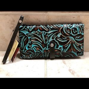 RARE•Patricia Nash Pitelli Leather Wallet
